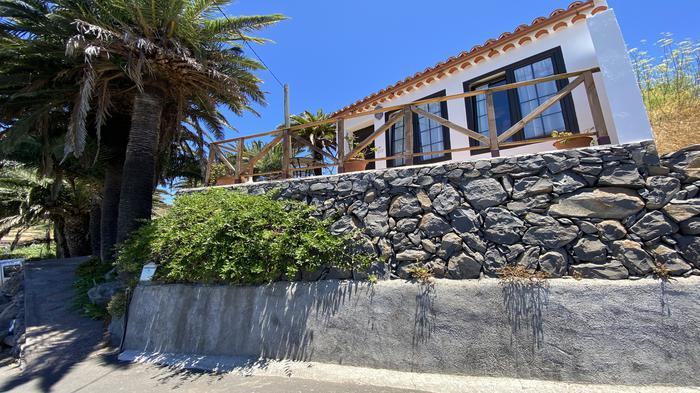 Countryhouse -
                        Vallehermoso -
                        2 bedrooms -
                        4 persons